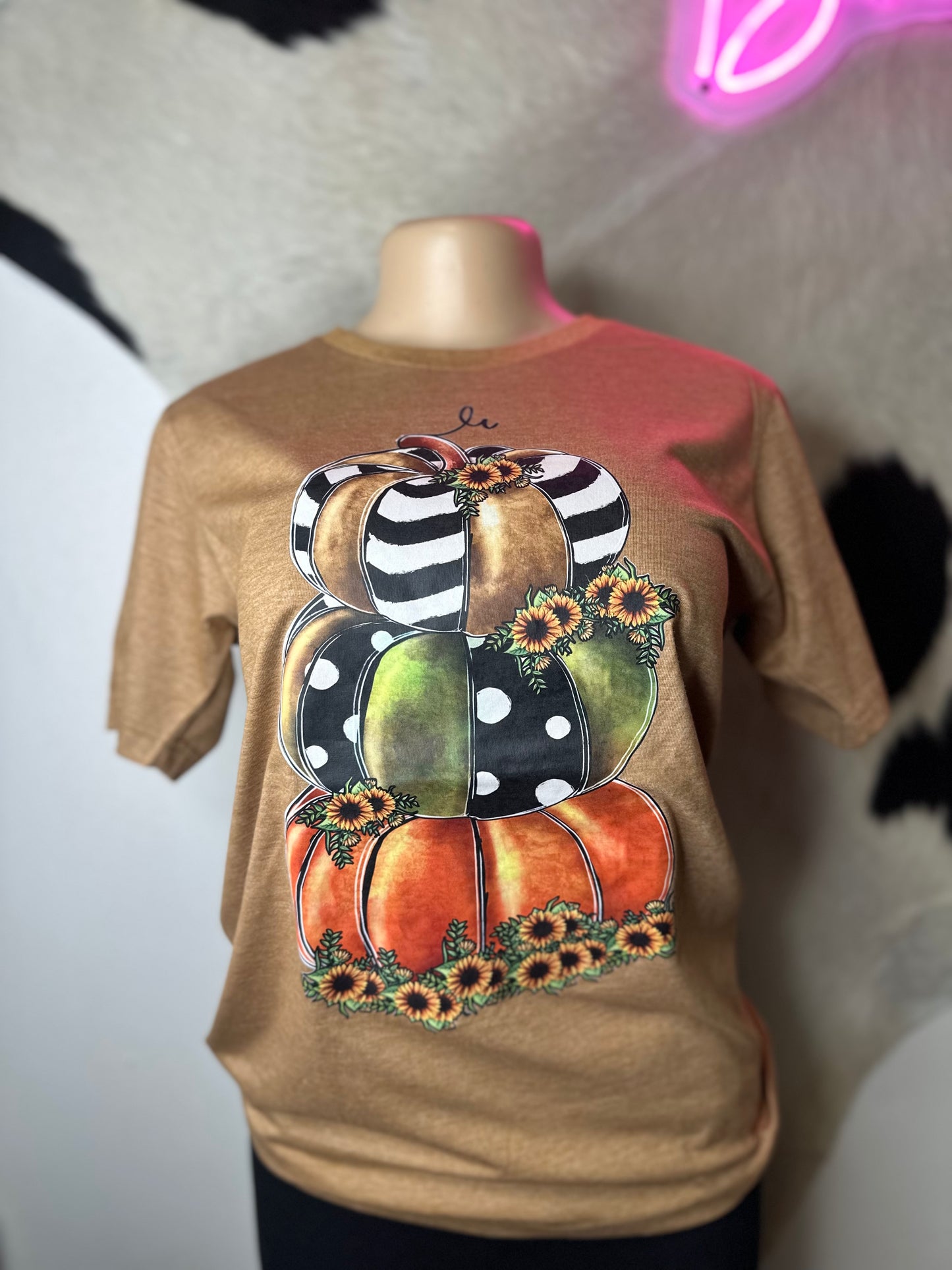 Pumkin Graphic T-Shirt