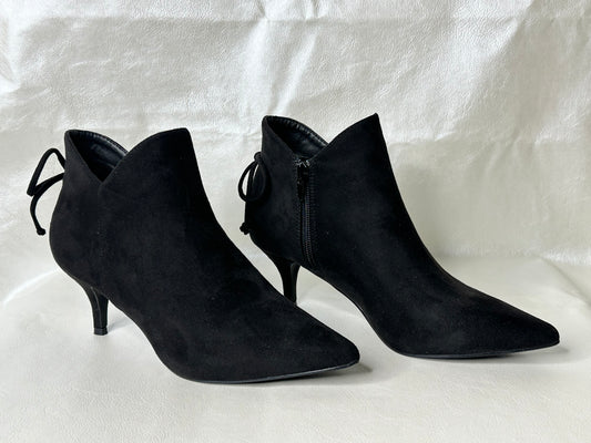 Black Bow Heel Boots