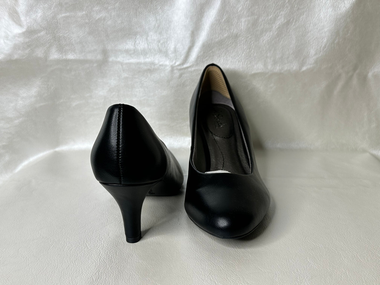 Life Stride Black Heels